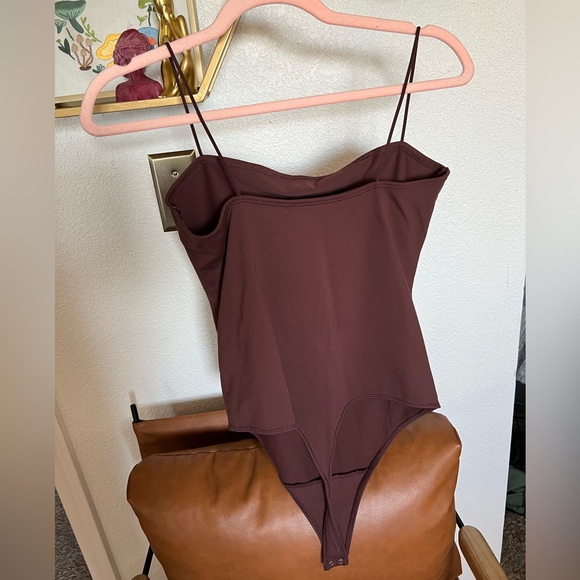 Abercrombie & Fitch Square Neck Cami Bodysuit - Picture 2 of 3